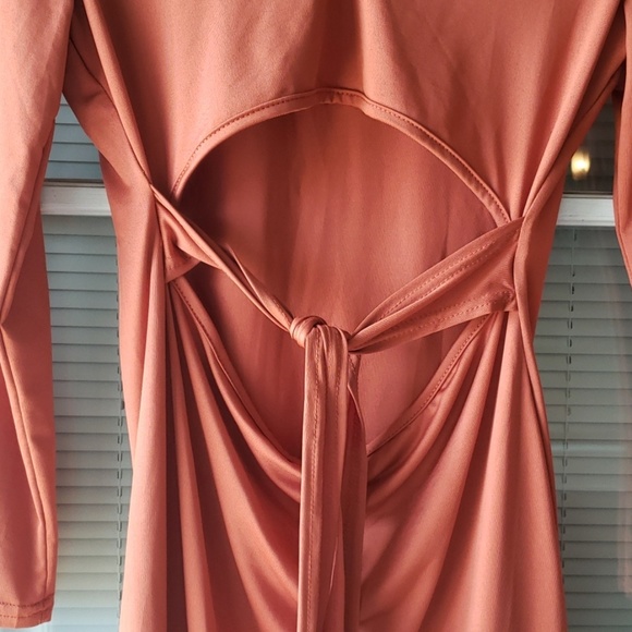 Dress - Picture 2 of 3